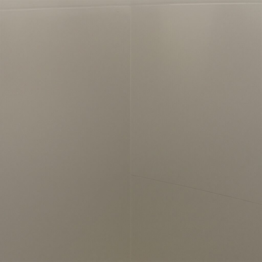 overlap-bad, bathroom_wetroom, detail, indoor, badeværelse,vådrum,fliser,fugning,silikone,tætning,skimmel,ventilation,renovering, Detalje af brusenichehjørne med ny fuge, vådrumsmembran i kanten og afdækket gulv., i en ældre dansk lejlighed under renovering., dansk bolig, håndværk, renovering, vedligeholdelse, pris, tilbud, bathroom_wetroom, detail, indoor, badeværelse,vådrum,fliser,fugning,silikone,tætning,skimmel,ventilation,renovering